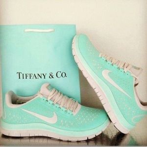 Nike Free Run Sneakers